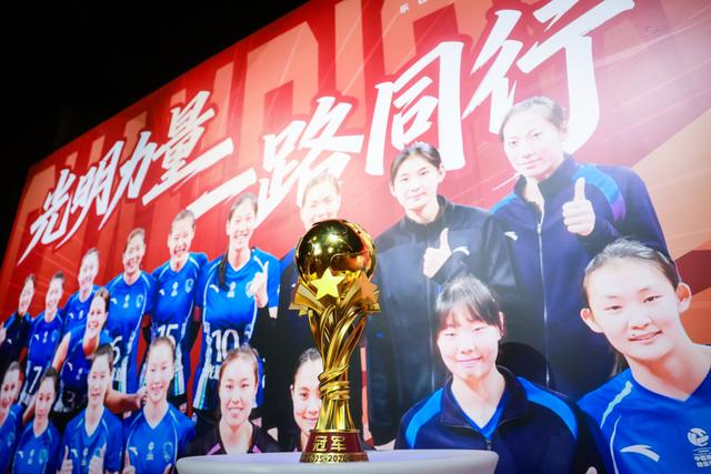 kaiyun-仲慧开启留洋新征程，蔡斌带领上海女排剑指全运会冠军|中国女子排球超级联赛|江苏女排|王唯漪|队员|联赛_新浪体育_新浪新闻